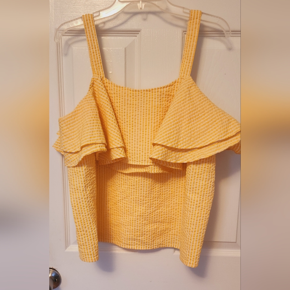 Ruffle spaghetti strap tank size large